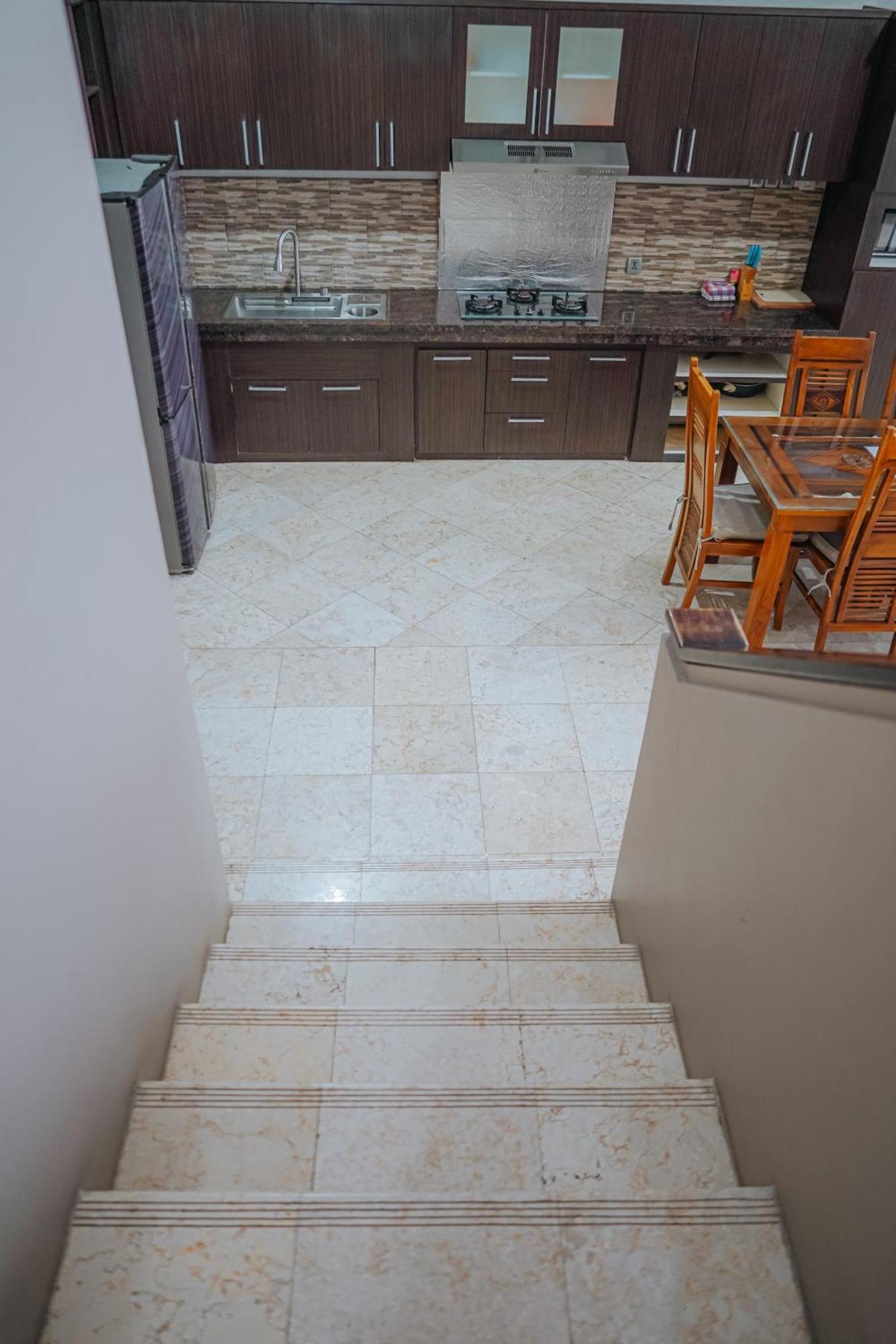 4 Bedroom Villa Kuta Regency B10 Екстер'єр фото